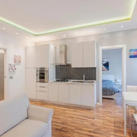 Marosa - Rapallo, Magnolie Apartament