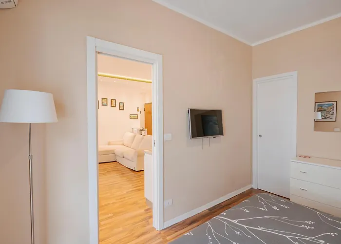 Marosa - Rapallo, Magnolie Rapallo