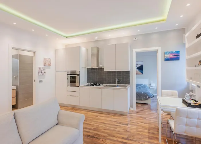 Marosa - Rapallo, Magnolie Apartament