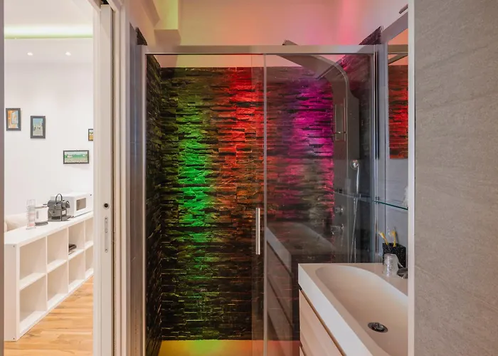 Marosa - Rapallo, Magnolie * Rapallo